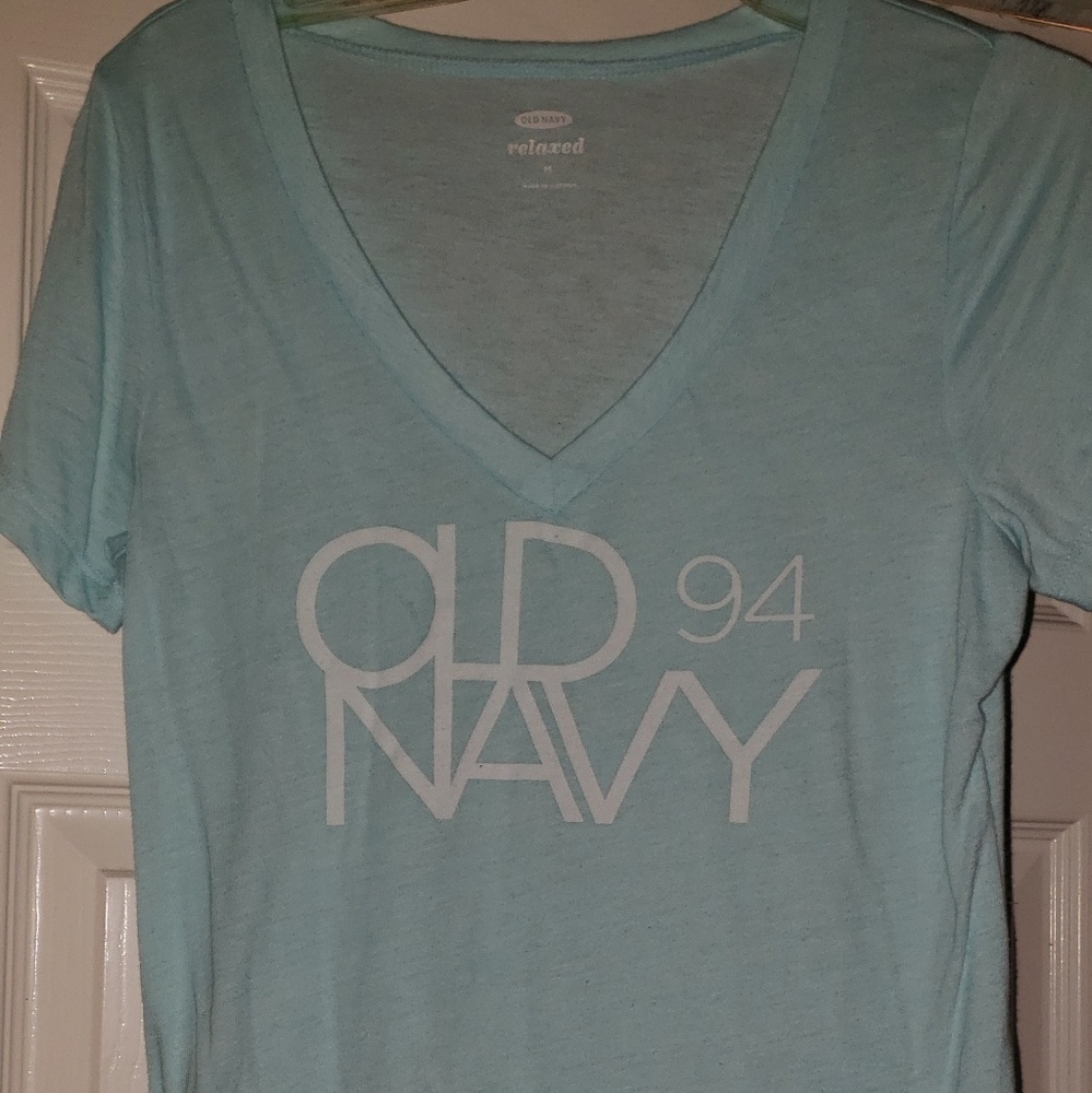 🛍Set of 2 old Navy tees